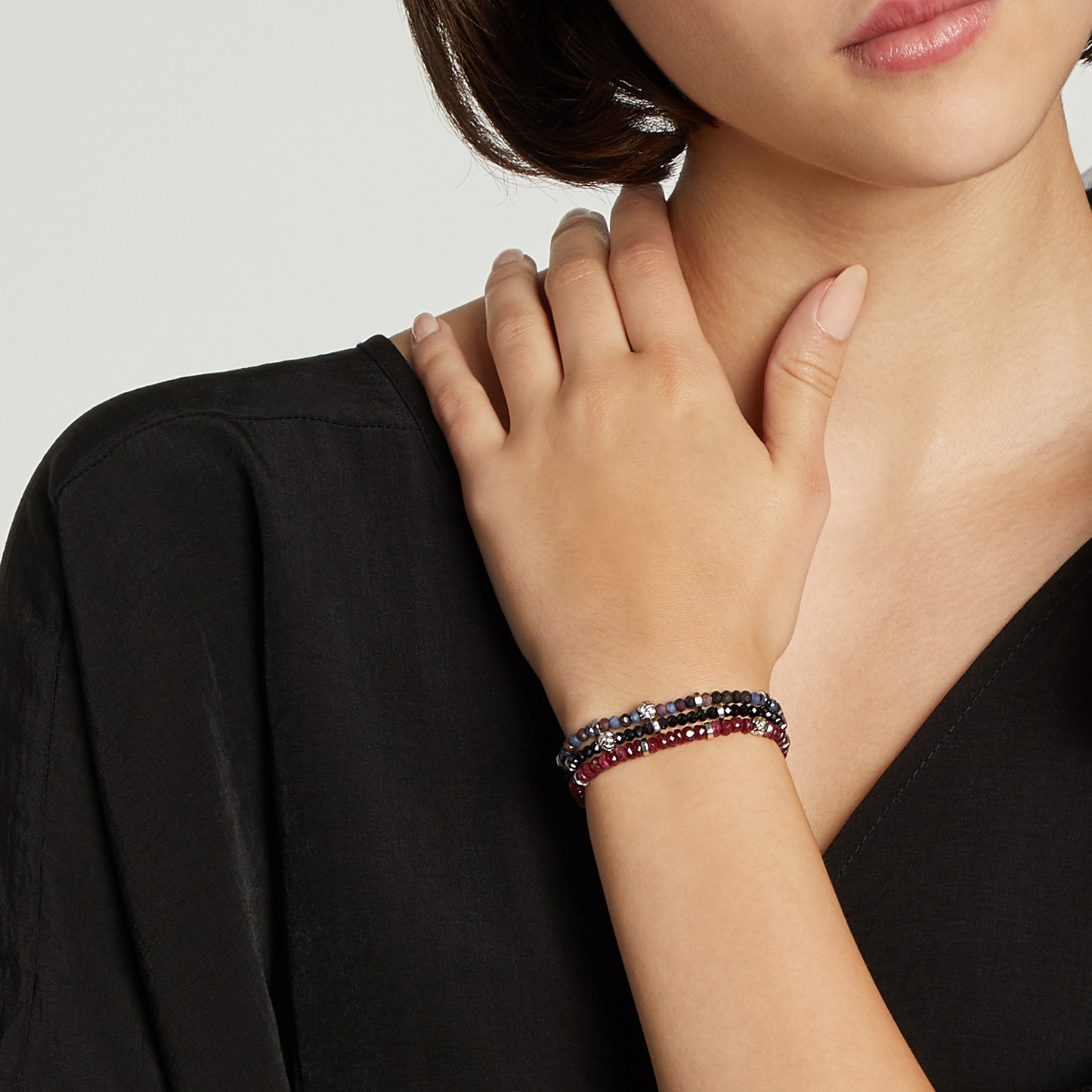 Nodo Beaded Bracelet With Black Spinel